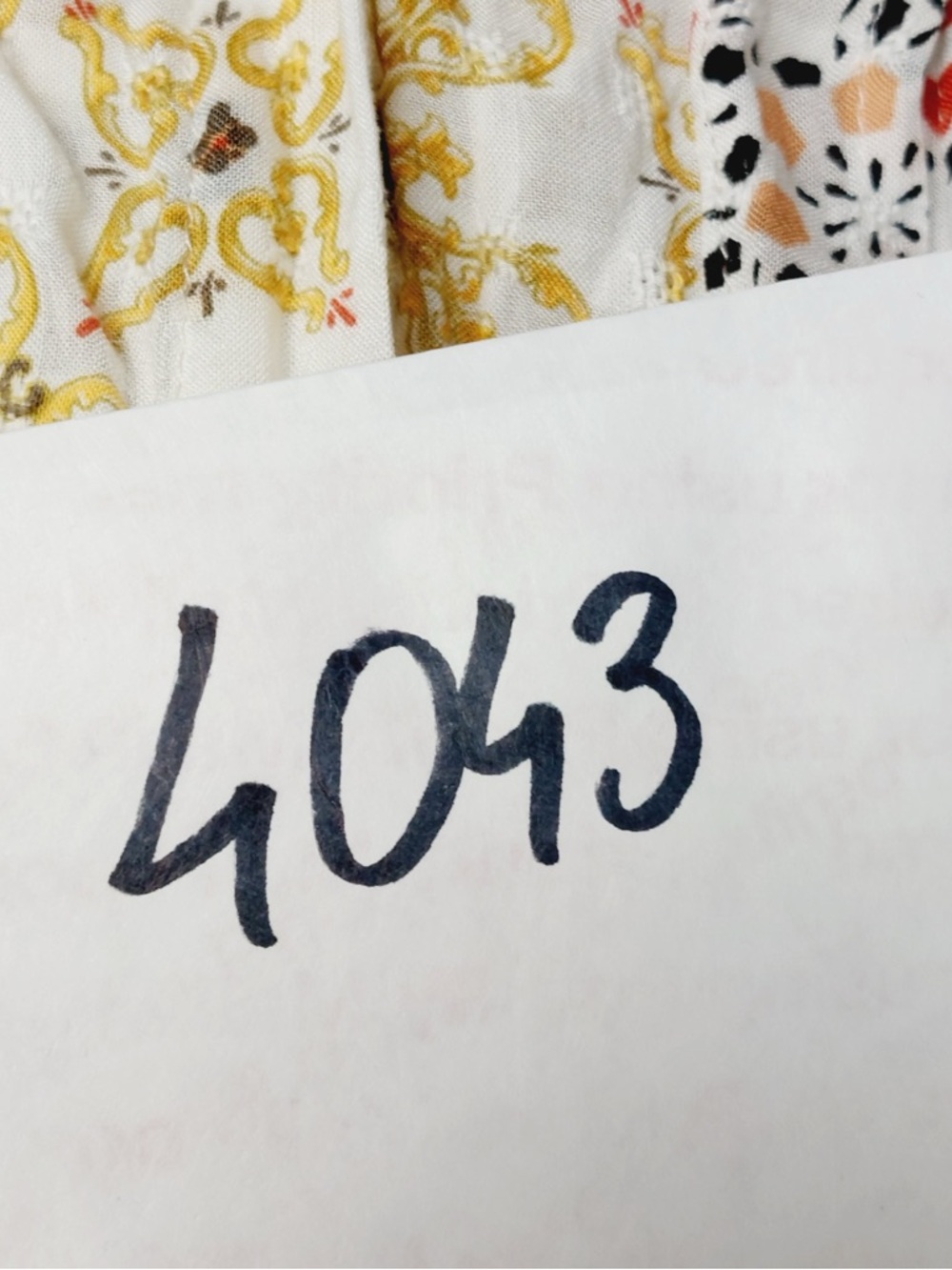 Jane and Delancey Blouse Women XL White Yellow Mixed Print Pintuck Shirt P4043 - Picture 10 of 10